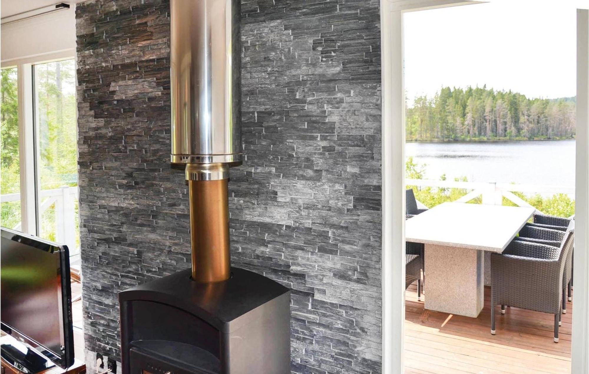 Nice Home In Sunne With Jacuzzi Alvsatern Exterior foto